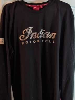 Indian Motorcycle. Men's Large Black Long-Sleeve Logo Shirt.